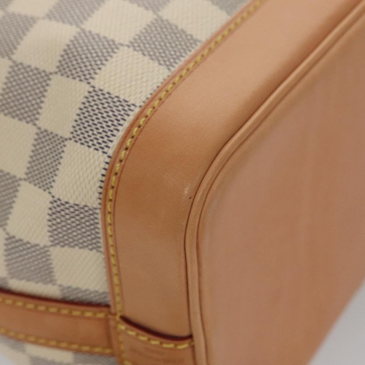 Louis Vuitton Noé Bb White Canvas Shoulder Bag (Pre-Owned) Size ONE SIZE - 9 Thumbnail