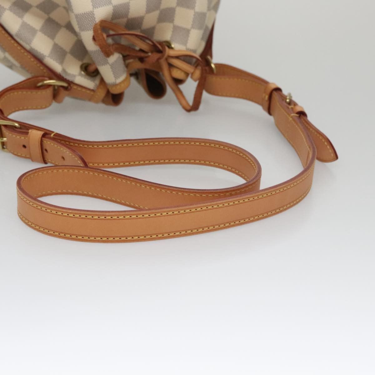 Louis Vuitton Noé Bb White Canvas Shoulder Bag (Pre-Owned) Size ONE SIZE - 5 Thumbnail