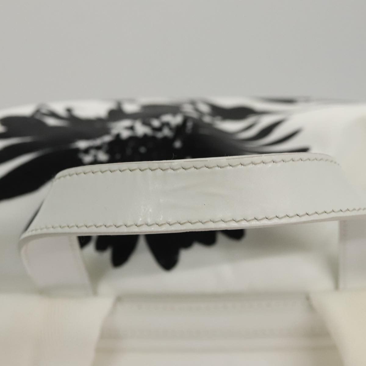 Prada White Leather Backpack Bag (Pre-Owned) Size ONE SIZE - 19 Thumbnail