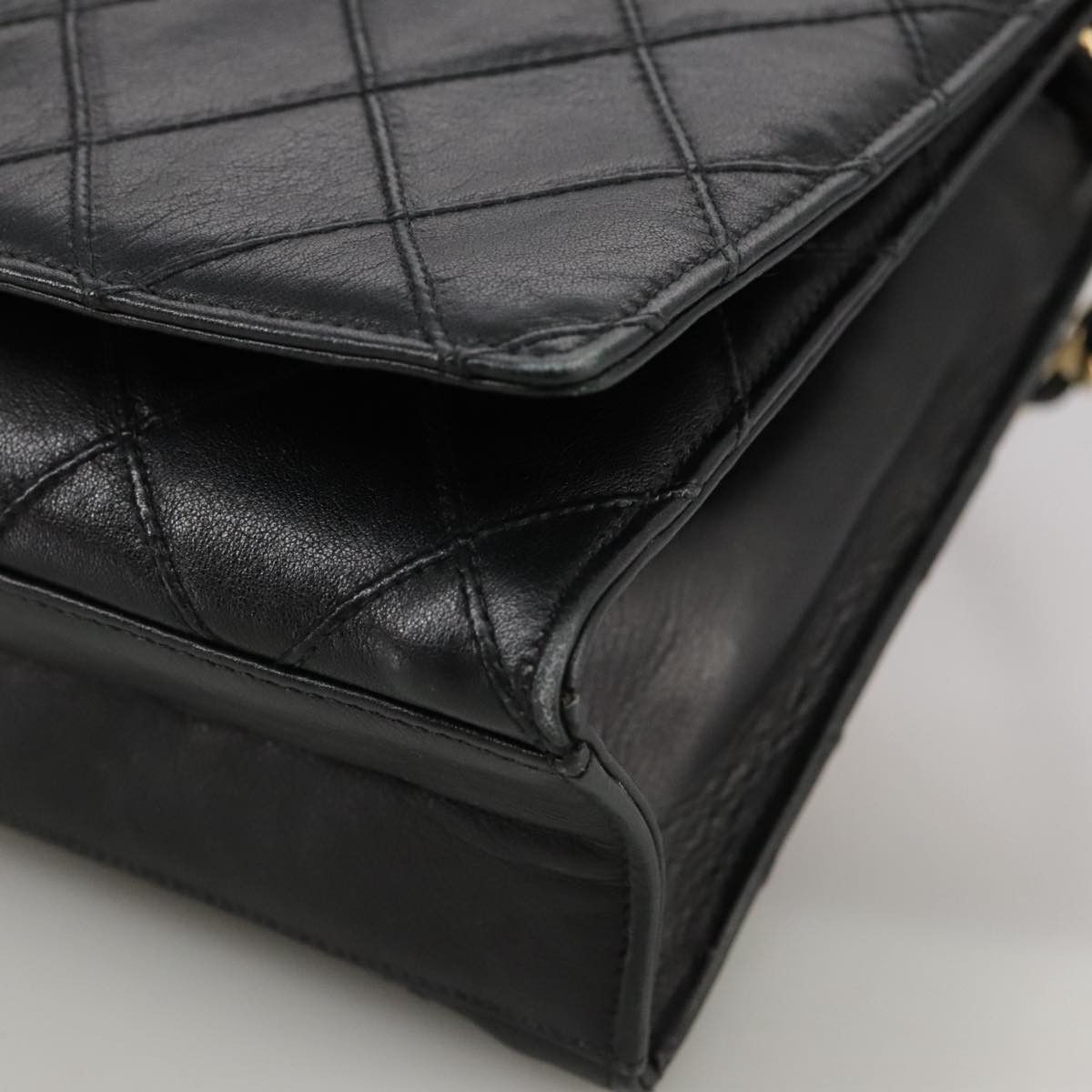 Chanel Single Flap Black Leather Shoulder Bag (Pre-Owned) Size ONE SIZE - 7 Thumbnail