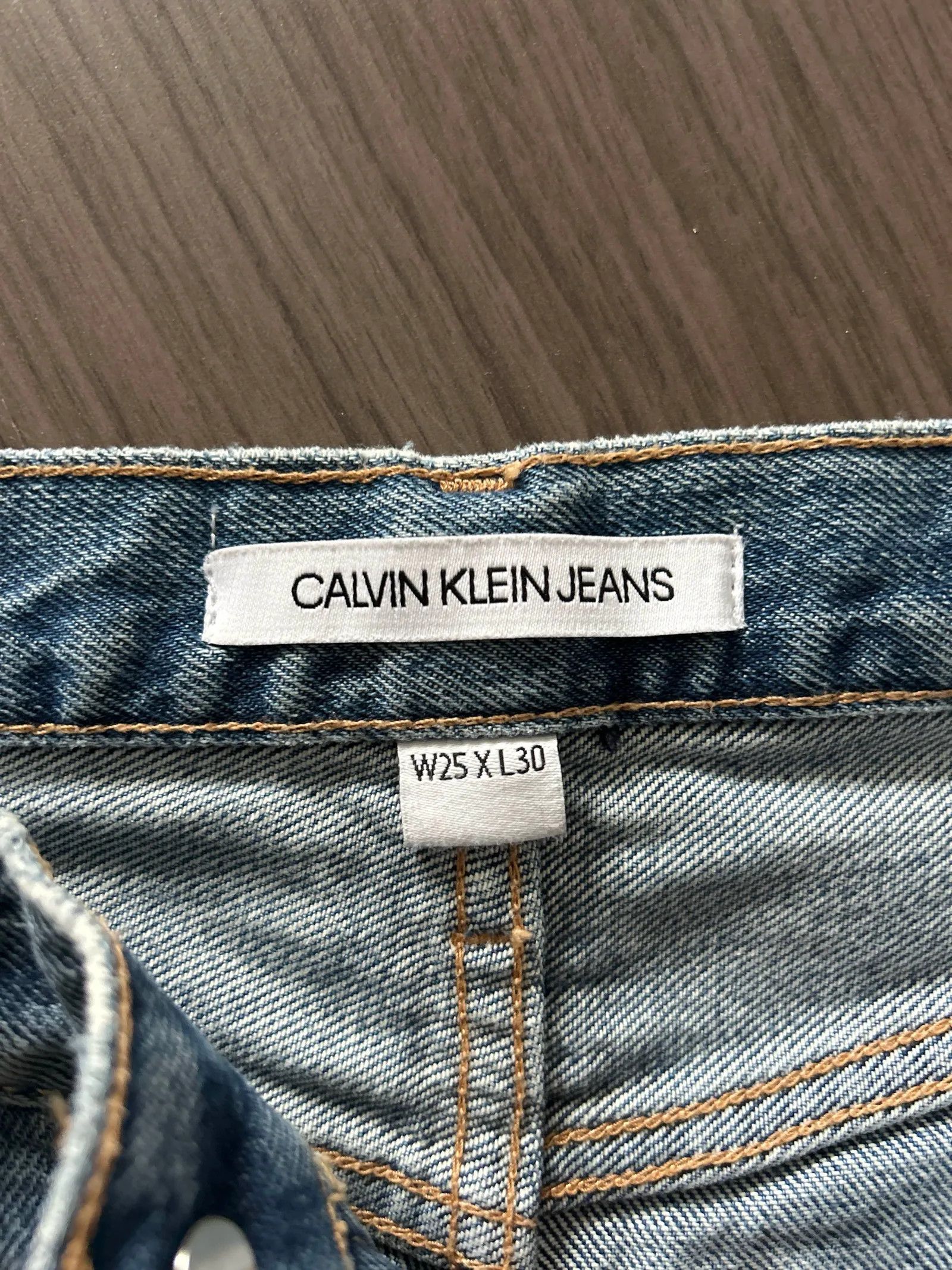 Calvin Klein Calvin Klein Jeans CKJ 061 Mid Rise Boy Jeans Size 25" / US 0 / IT 36 - 2 Thumbnail