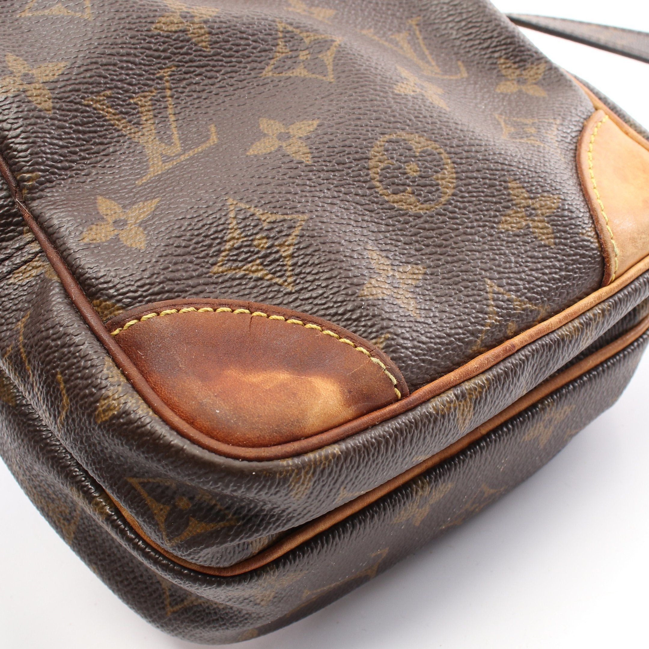 Louis Vuitton Louis Vuitton Amazon Monogram Shoulder Bag Leather Brown Size ONE SIZE - 12 Thumbnail