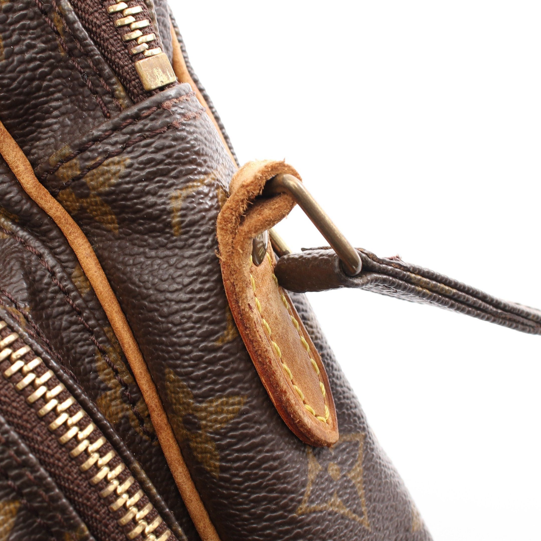 Louis Vuitton Louis Vuitton Amazon Monogram Shoulder Bag Leather Brown Size ONE SIZE - 6 Thumbnail