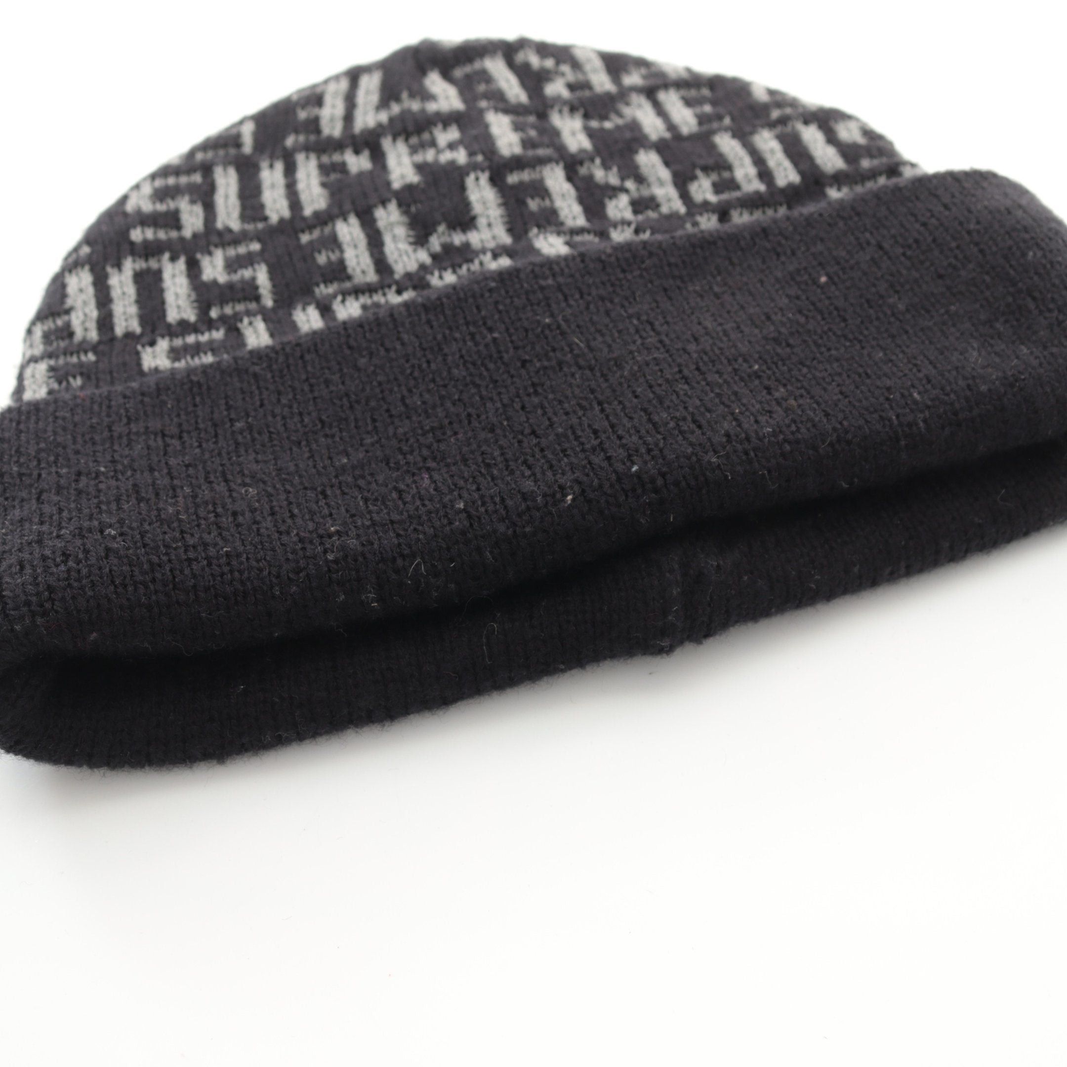 Supreme Supreme Reflective Repeat Knit Hat Beanie Black Gray Size ONE SIZE - 6 Thumbnail