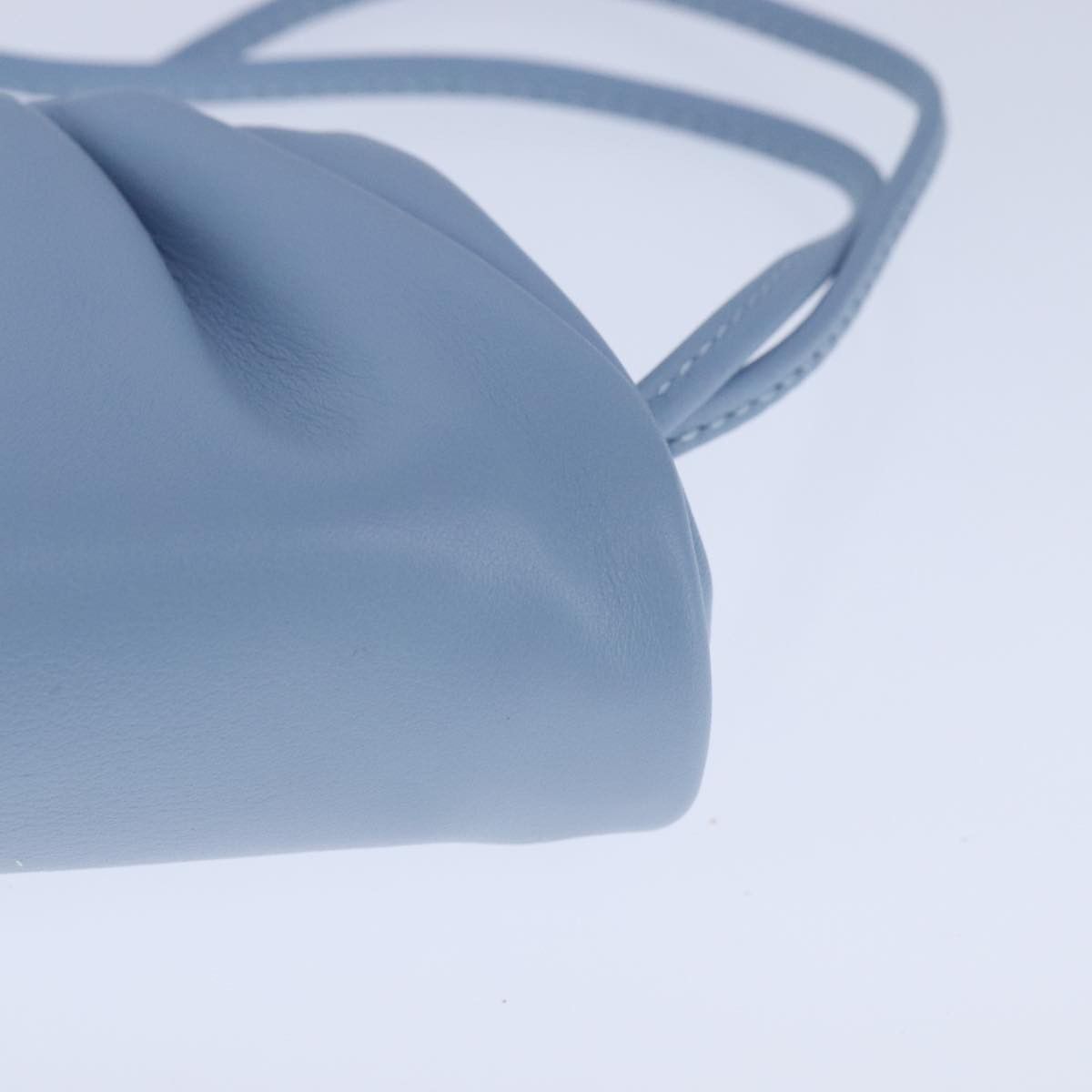Bottega Veneta The Pouch Blue Leather Clutch Bag (Pre-Owned) Size ONE SIZE - 8 Thumbnail