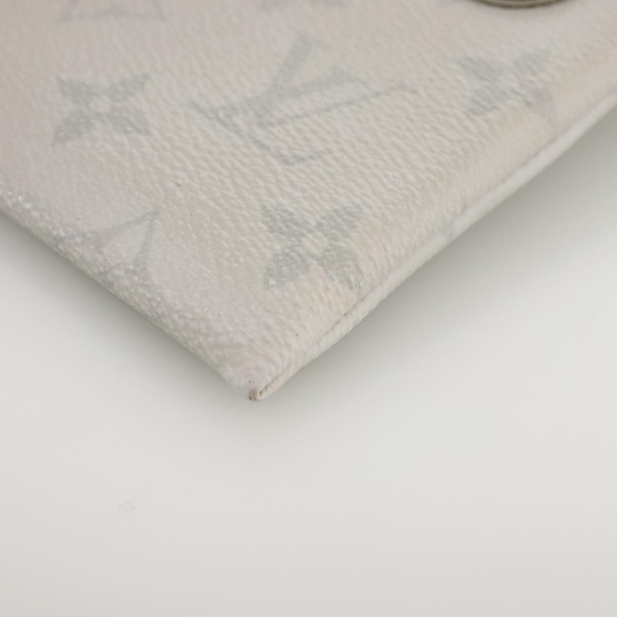 Louis Vuitton Discovery Grey Canvas Clutch Bag (Pre-Owned) Size ONE SIZE - 7 Thumbnail