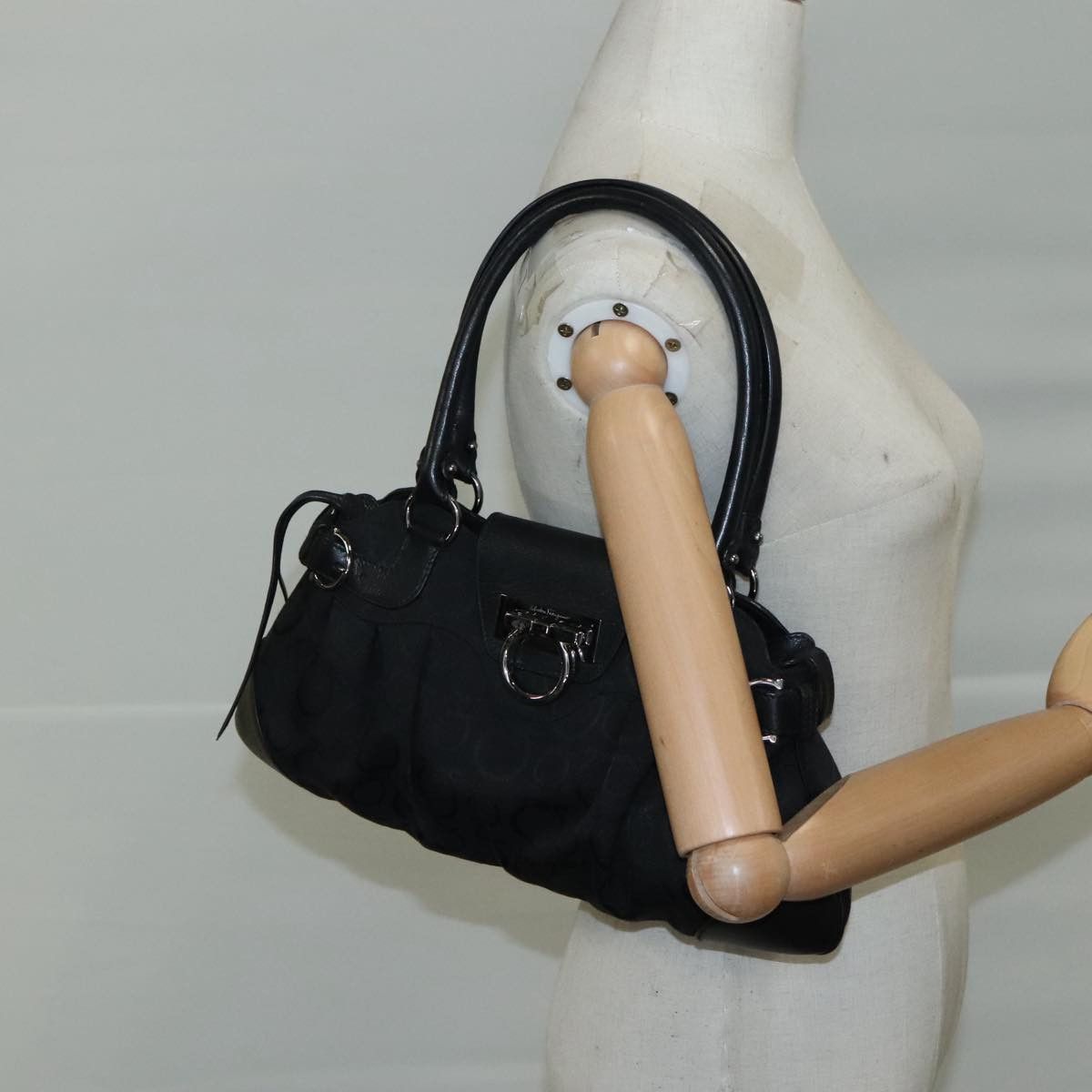 Salvatore Ferragamo Marisa Black Canvas Handbag (Pre-Owned) Size ONE SIZE - 15 Thumbnail