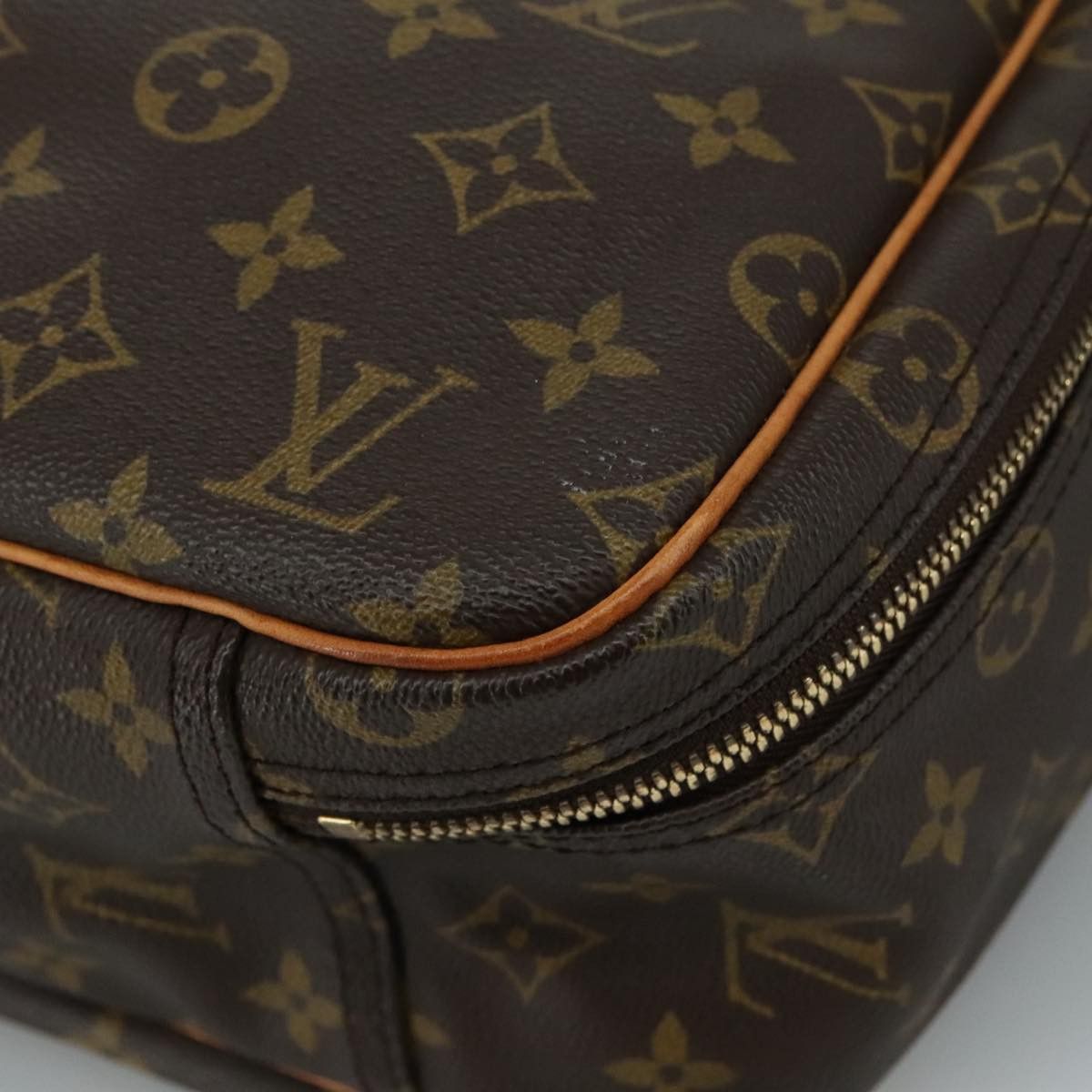 Louis Vuitton Excursion Brown Canvas Handbag (Pre-Owned) Size ONE SIZE - 7 Thumbnail