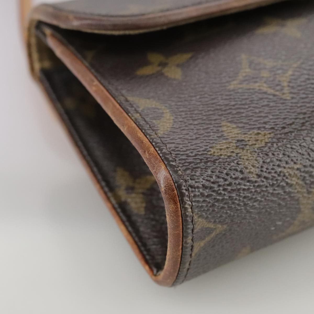 Louis Vuitton Florentine Brown Canvas Clutch Bag (Pre-Owned) Size ONE SIZE - 6 Thumbnail