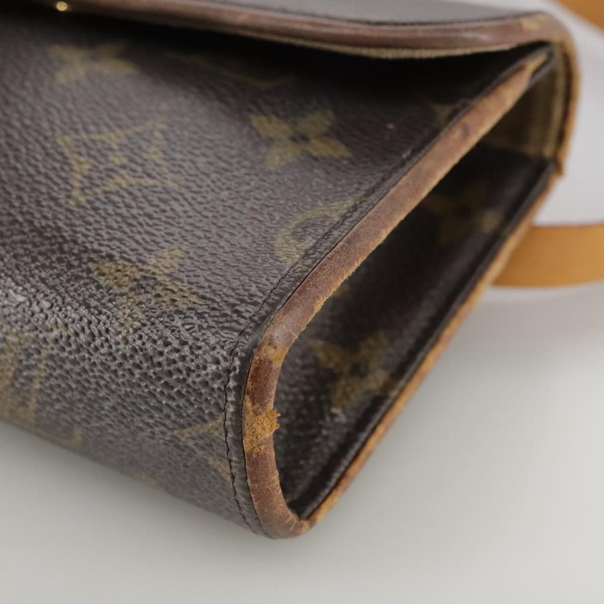 Louis Vuitton Florentine Brown Canvas Clutch Bag (Pre-Owned) Size ONE SIZE - 7 Thumbnail