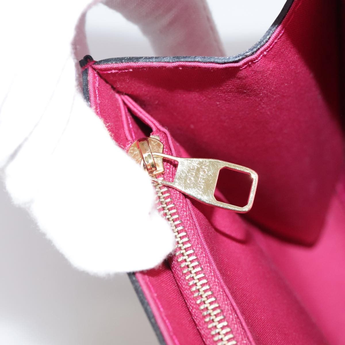 Louis Vuitton Louise Pink Patent Leather Wallet (Pre-Owned) Size ONE SIZE - 12 Thumbnail
