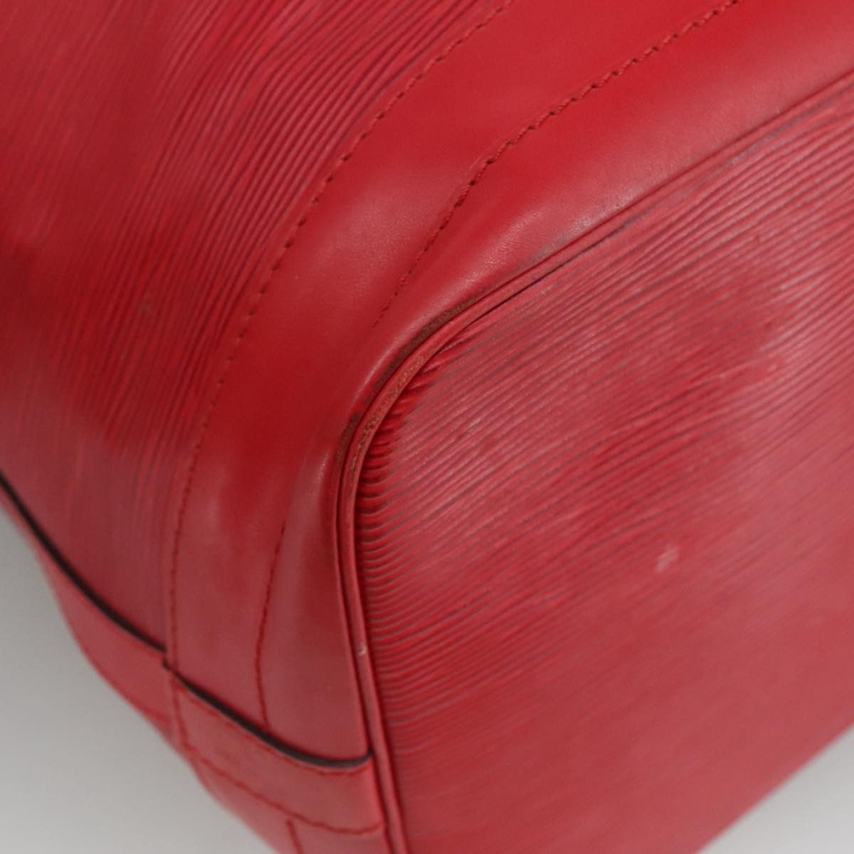 Louis Vuitton Noé Red Leather Shoulder Bag (Pre-Owned) Size ONE SIZE - 7 Thumbnail