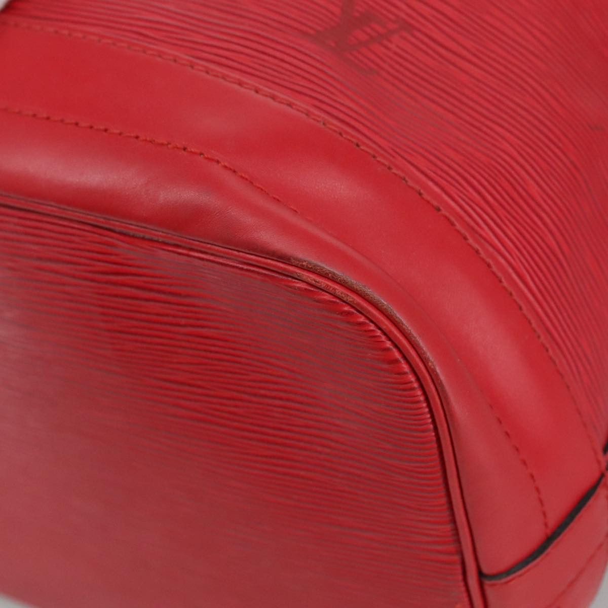 Louis Vuitton Noé Red Leather Shoulder Bag (Pre-Owned) Size ONE SIZE - 6 Thumbnail