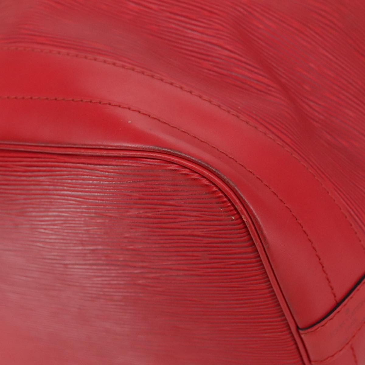 Louis Vuitton Noé Red Leather Shoulder Bag (Pre-Owned) Size ONE SIZE - 9 Thumbnail