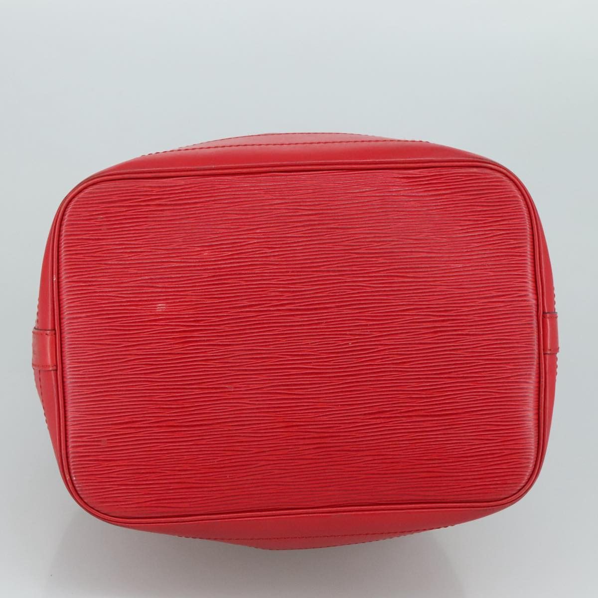 Louis Vuitton Noé Red Leather Shoulder Bag (Pre-Owned) Size ONE SIZE - 19 Thumbnail