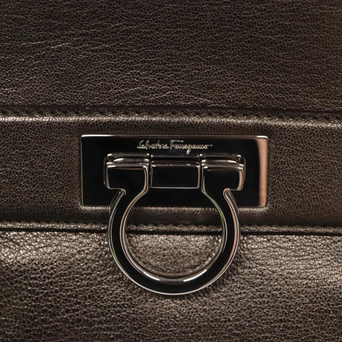 Salvatore Ferragamo Gancini Silver Leather Handbag (Pre-Owned) Size ONE SIZE - 12 Thumbnail