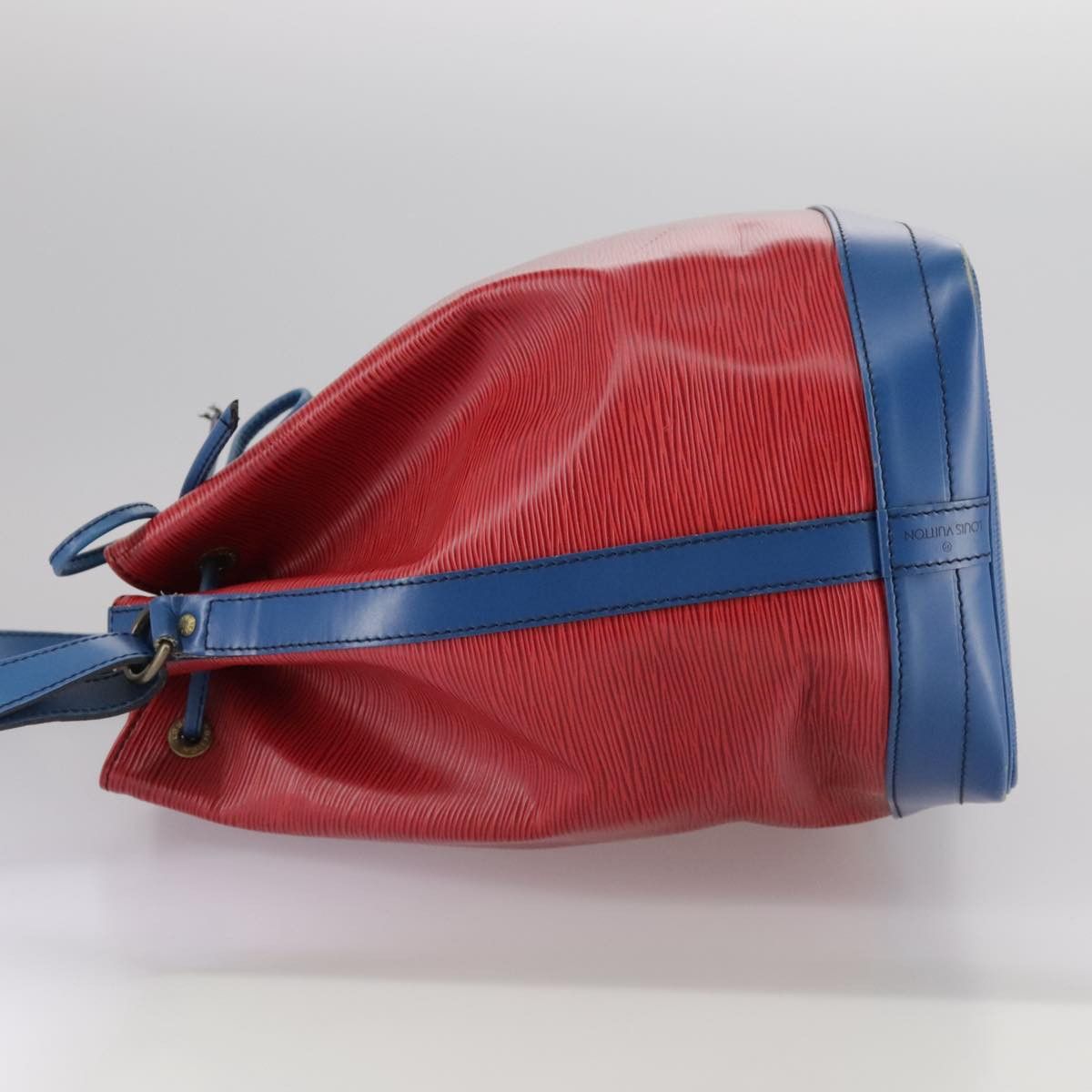 Louis Vuitton Noe Red Leather Shoulder Bag (Pre-Owned) Size ONE SIZE - 3 Thumbnail