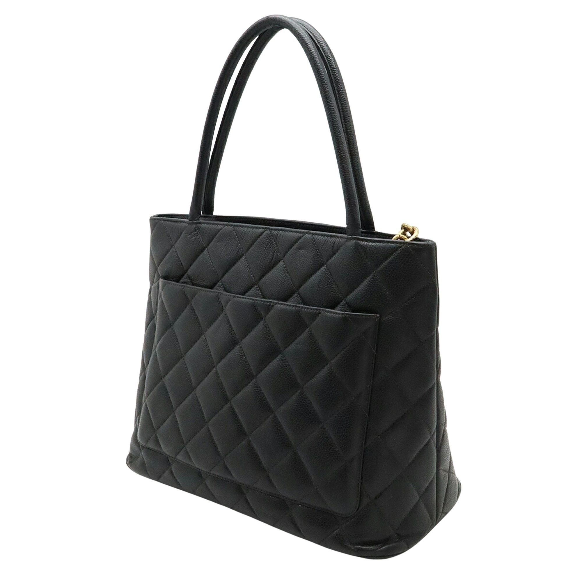 Chanel Chanel Medaillon tote Size ONE SIZE - 2 Thumbnail