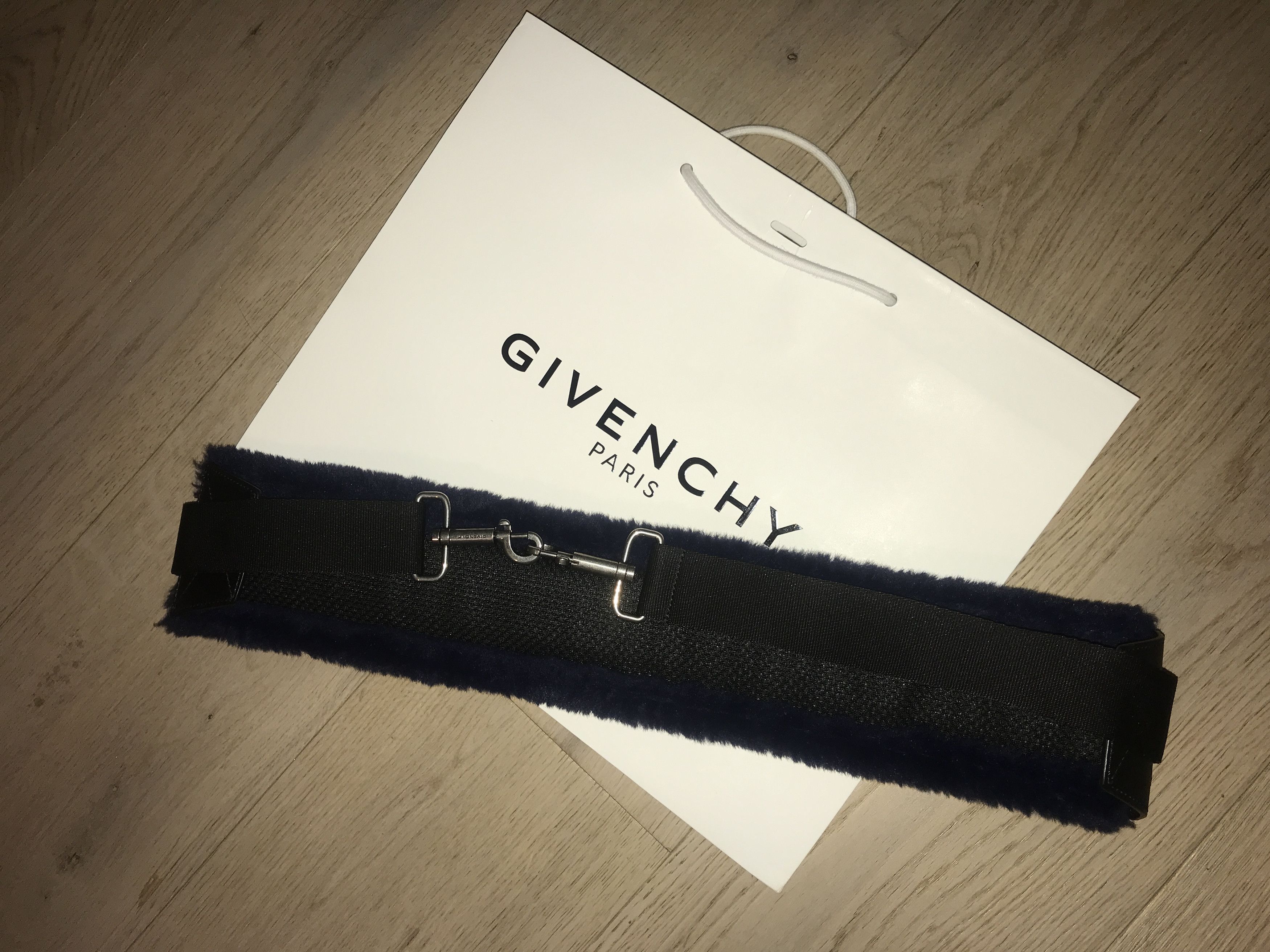 Givenchy bag with fur strap hotsell