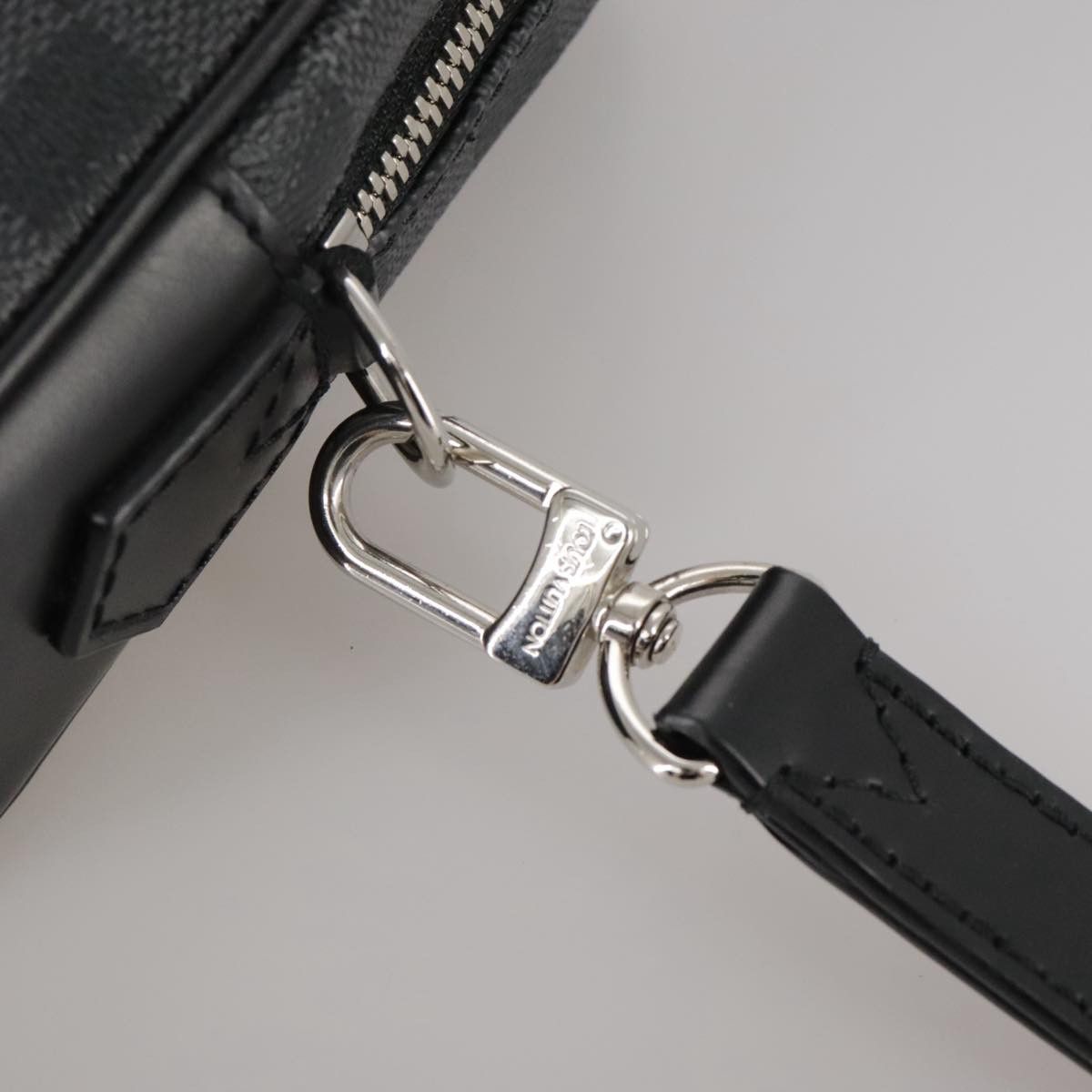 Louis Vuitton Kasaï Black Canvas Clutch Bag (Pre-Owned) Size ONE SIZE - 11 Thumbnail