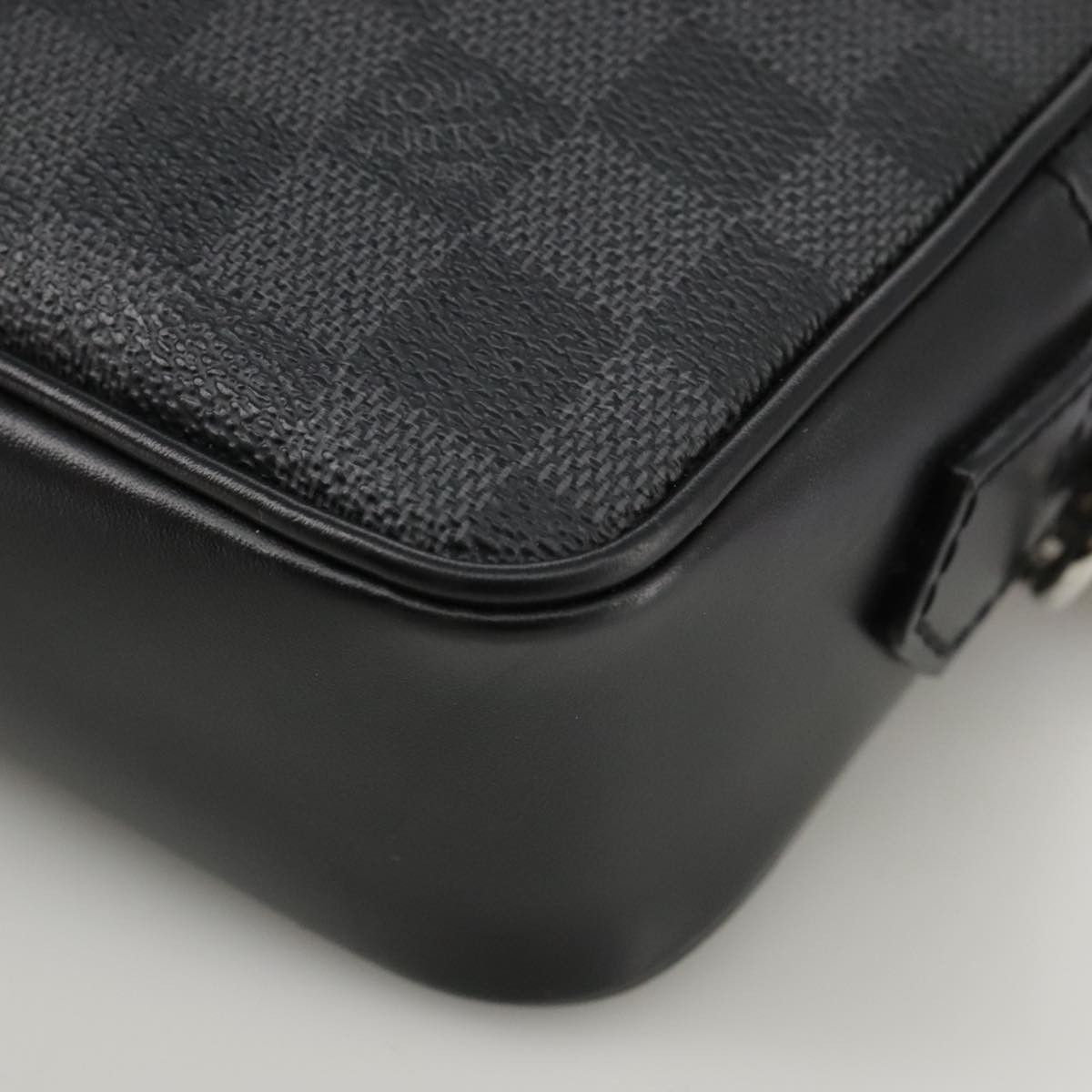 Louis Vuitton Kasaï Black Canvas Clutch Bag (Pre-Owned) Size ONE SIZE - 6 Thumbnail