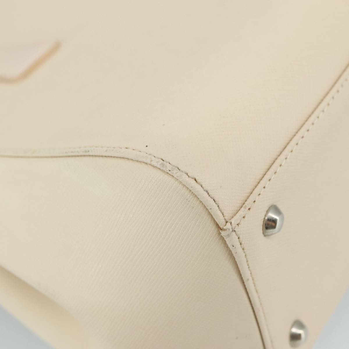 Burberry Beige Leather Handbag (Pre-Owned) Size ONE SIZE - 8 Thumbnail