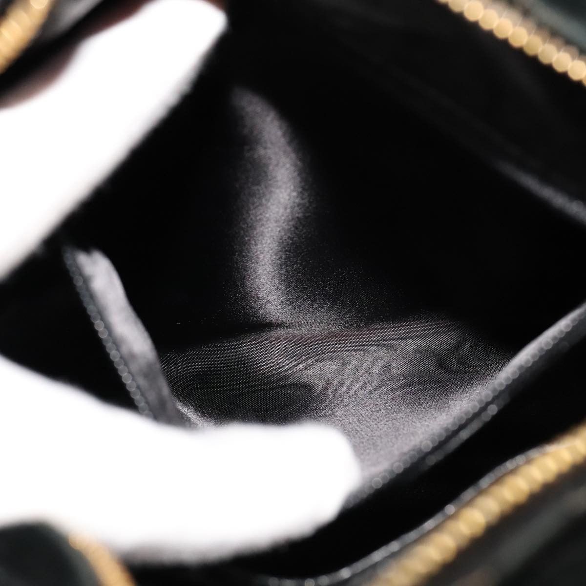 Chanel Matelassé Black Suede Handbag (Pre-Owned) Size ONE SIZE - 15 Thumbnail