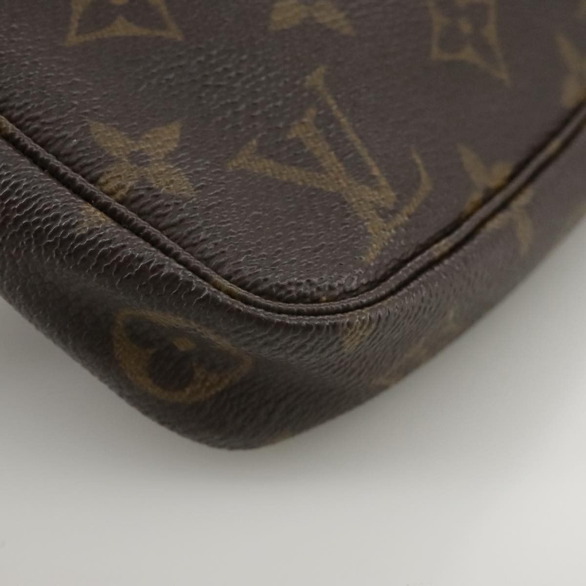 Louis Vuitton Pochette Accessoire Brown Canvas Clutch Bag (Pre-Owned) Size ONE SIZE - 9 Thumbnail