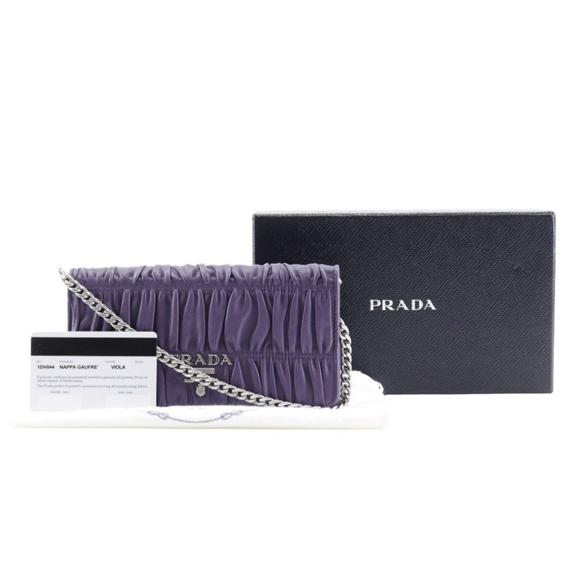 Prada Prada Nappa gauffré shoulder Size ONE SIZE - 12 Thumbnail