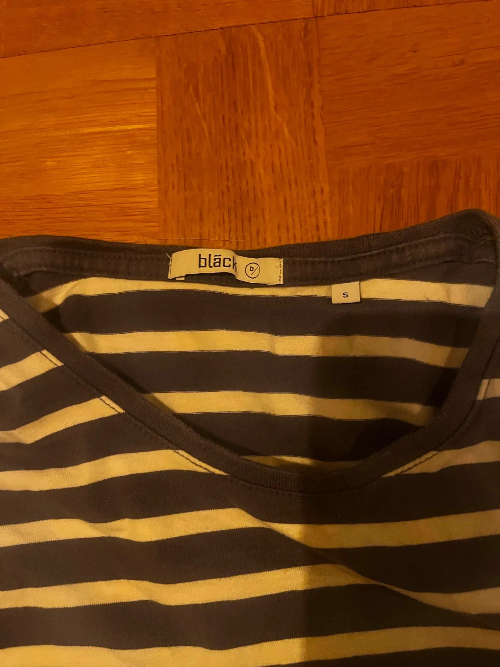 Other Bläck T-shirt Size US S / EU 44-46 / 1 - 2 Thumbnail