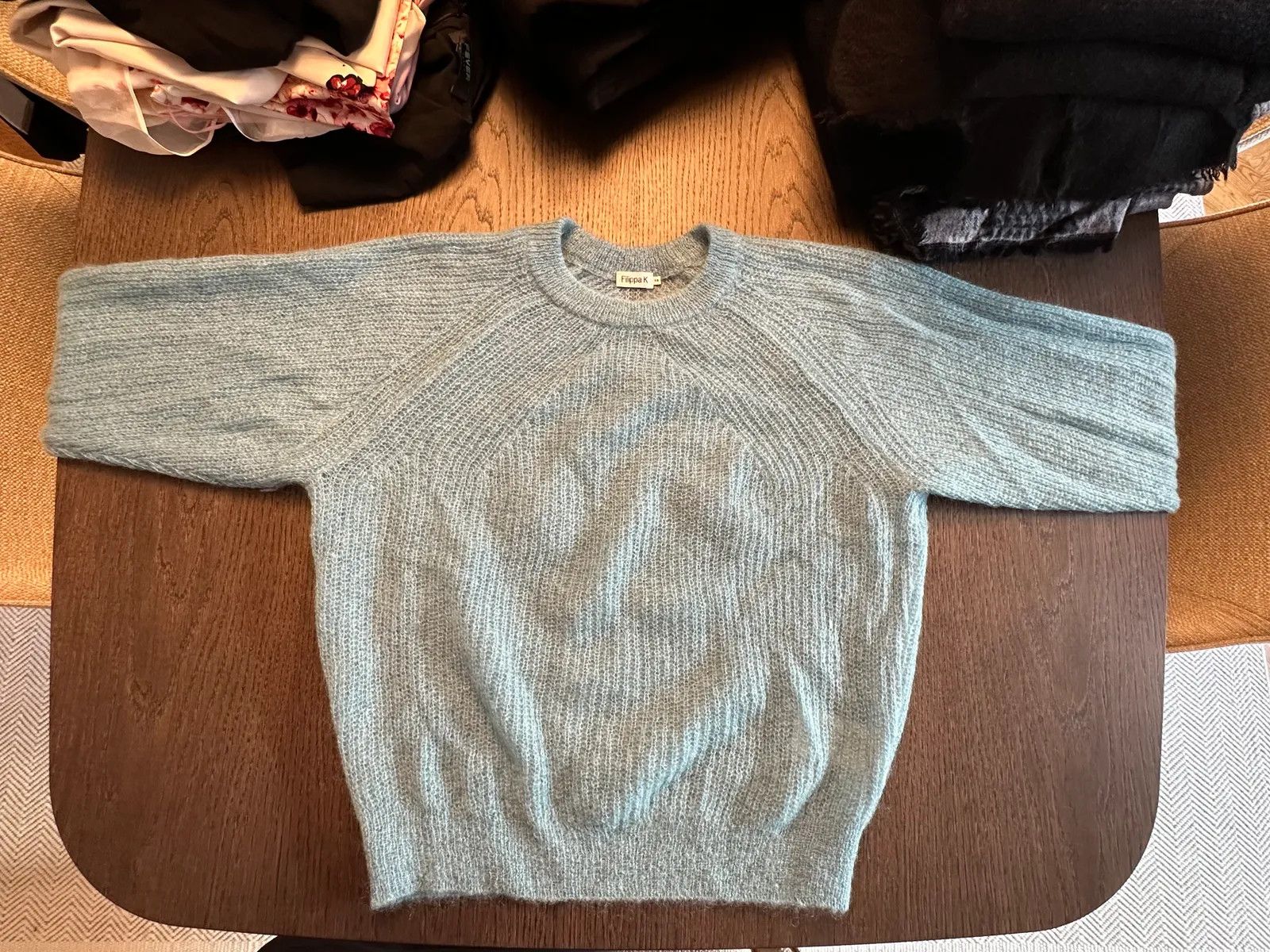 Filippa K Filippa K Mohair R-neck sweater Sweater Size XS / US 0-2 / IT 36-38 - 3 Thumbnail