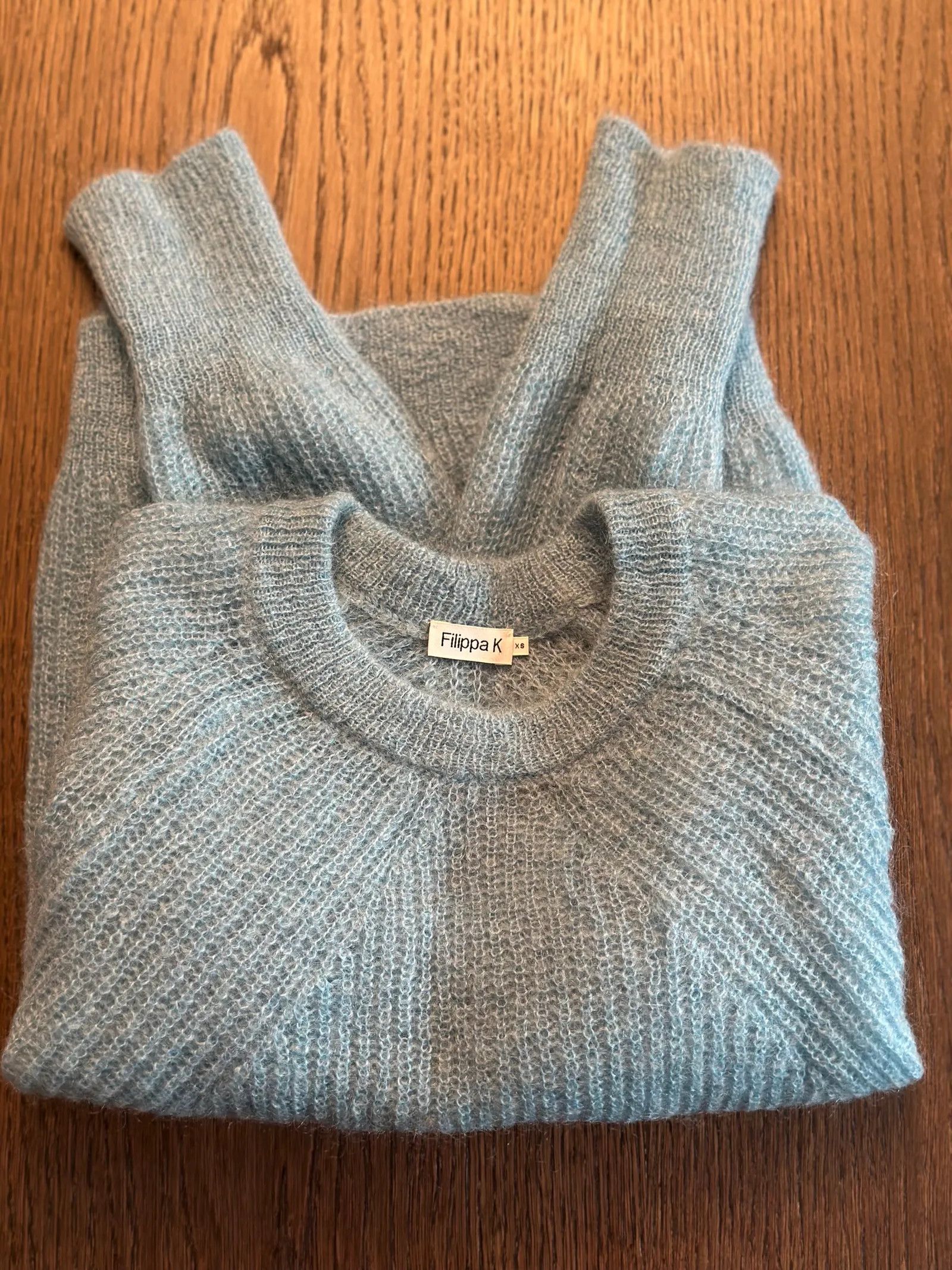 Filippa K Filippa K Mohair R-neck sweater Sweater Size XS / US 0-2 / IT 36-38 - 2 Thumbnail