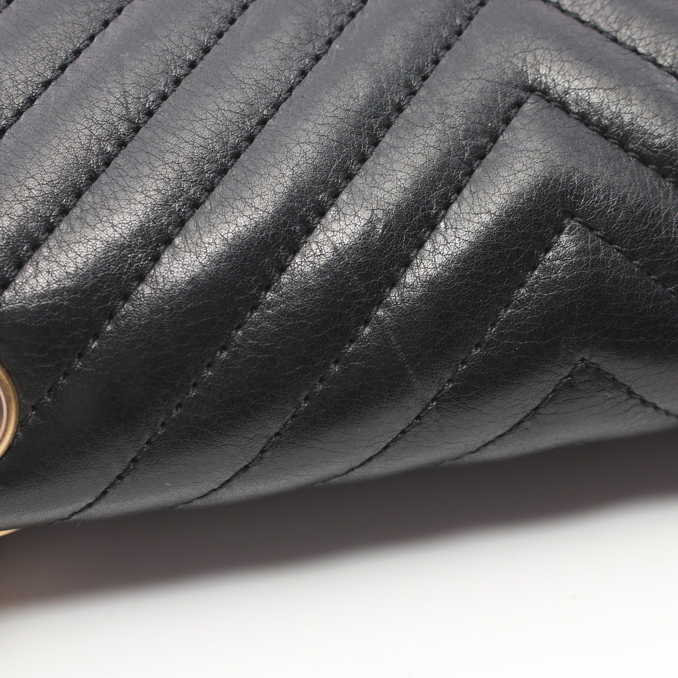 Chanel Chanel V-Stitch Double Chain Shoulder Bag Lambskin Black Gold Hardware Size ONE SIZE - 9 Thumbnail