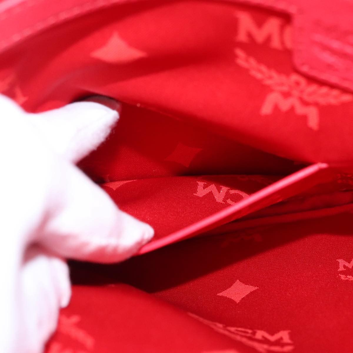 MCM Visetos Red Canvas Clutch Bag (Pre-Owned) Size ONE SIZE - 19 Thumbnail