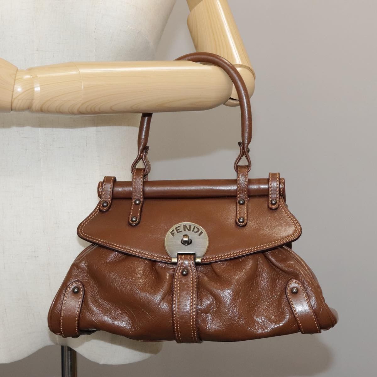Fendi Brown Leather Handbag (Pre-Owned) Size ONE SIZE - 15 Thumbnail