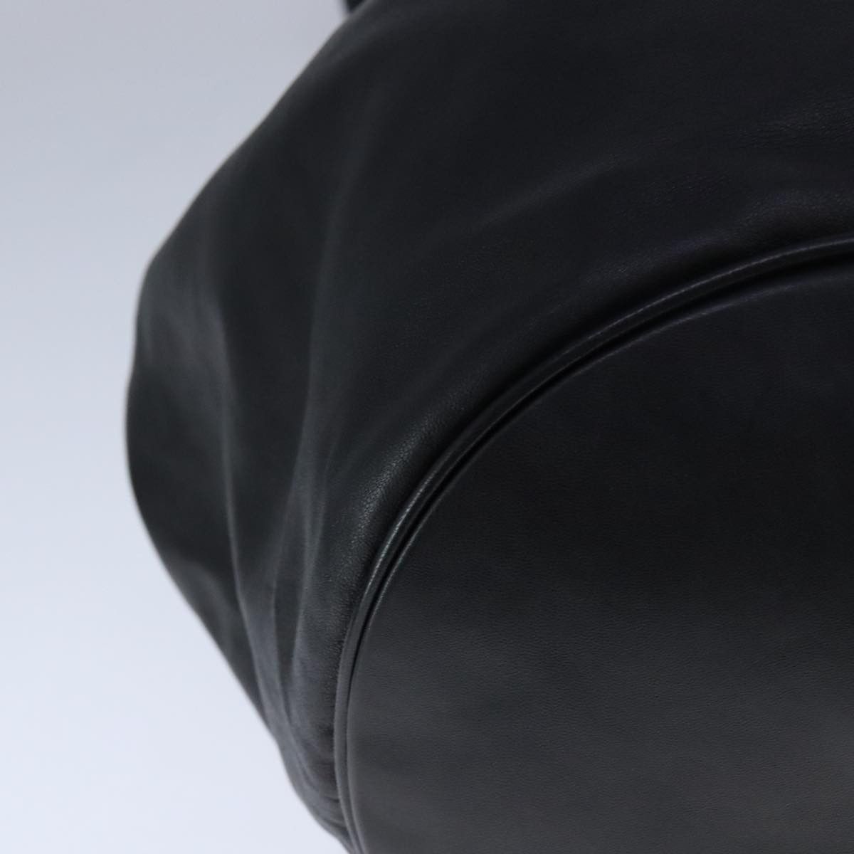Burberry Black Leather Shoulder Bag (Pre-Owned) Size ONE SIZE - 7 Thumbnail