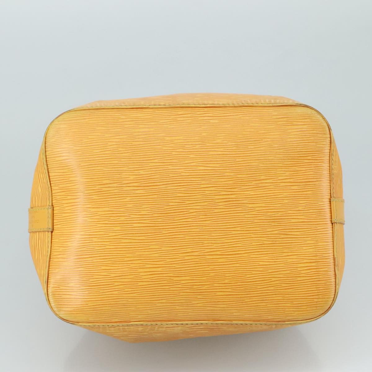 Louis Vuitton Noé Pm Yellow Leather Shoulder Bag (Pre-Owned) Size ONE SIZE - 17 Thumbnail