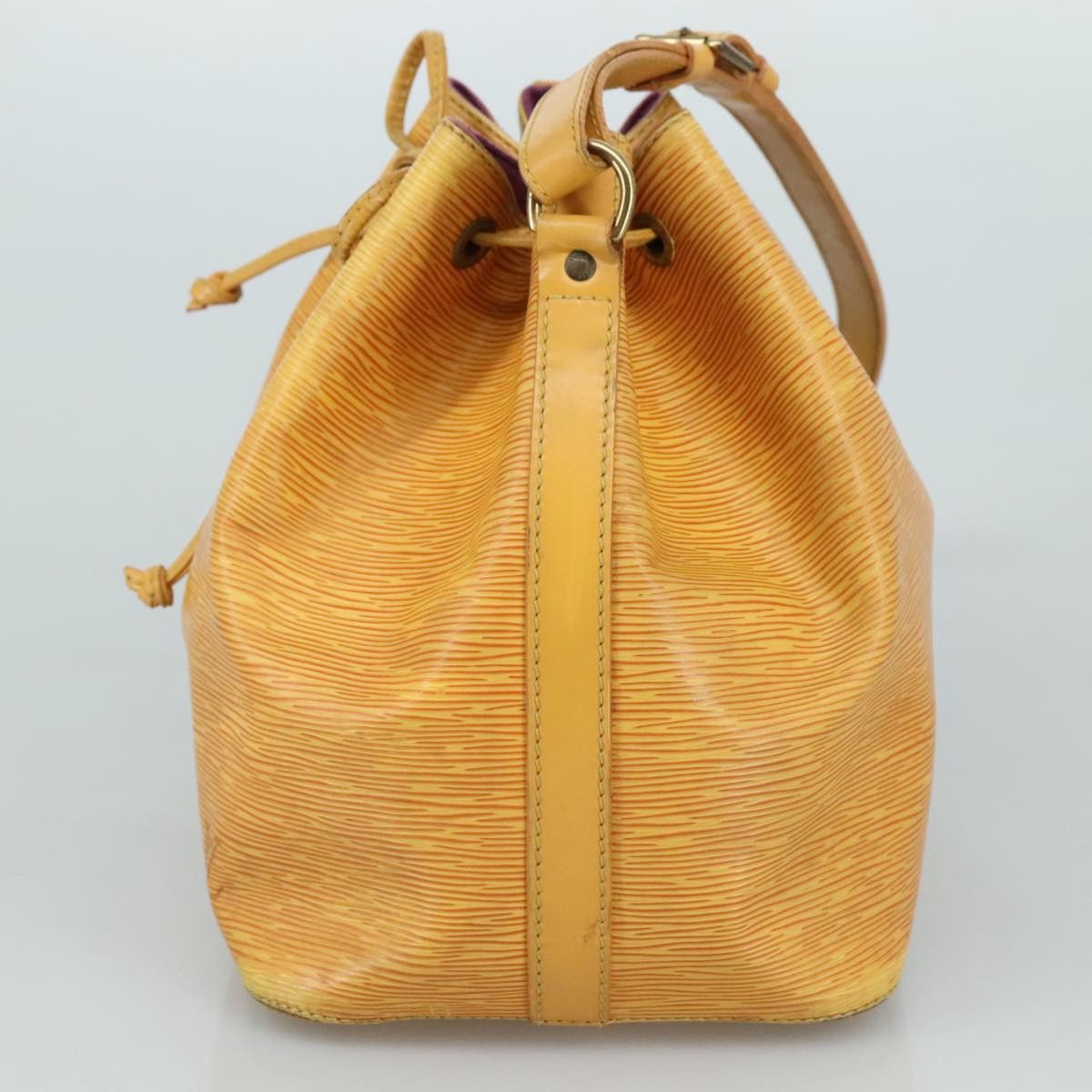 Louis Vuitton Noé Pm Yellow Leather Shoulder Bag (Pre-Owned) Size ONE SIZE - 4 Thumbnail