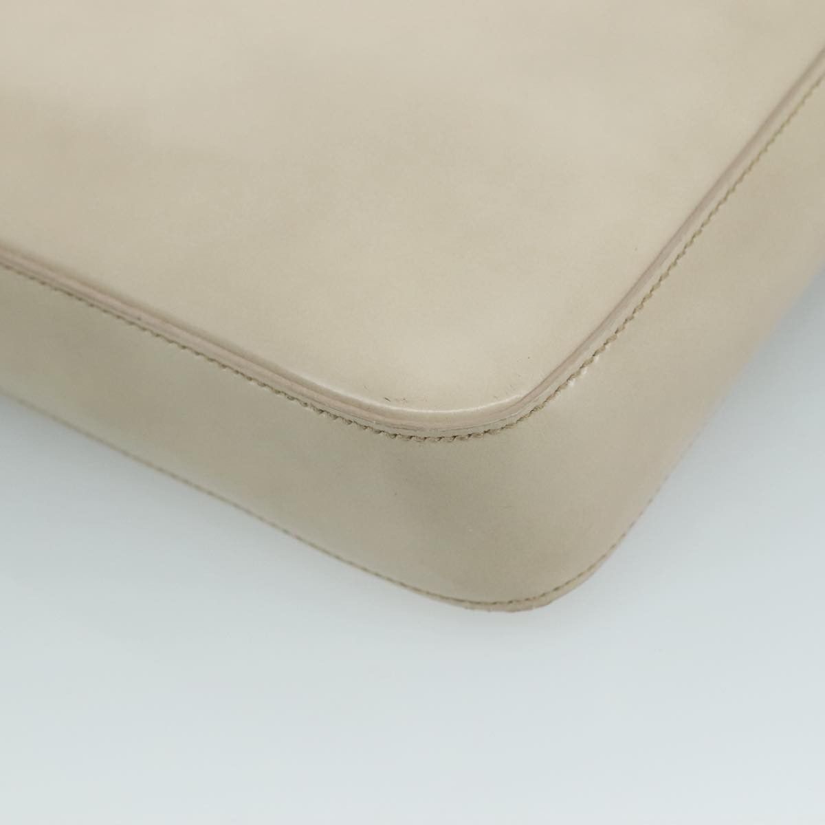 Prada Beige Patent Leather Shoulder Bag (Pre-Owned) Size ONE SIZE - 8 Thumbnail