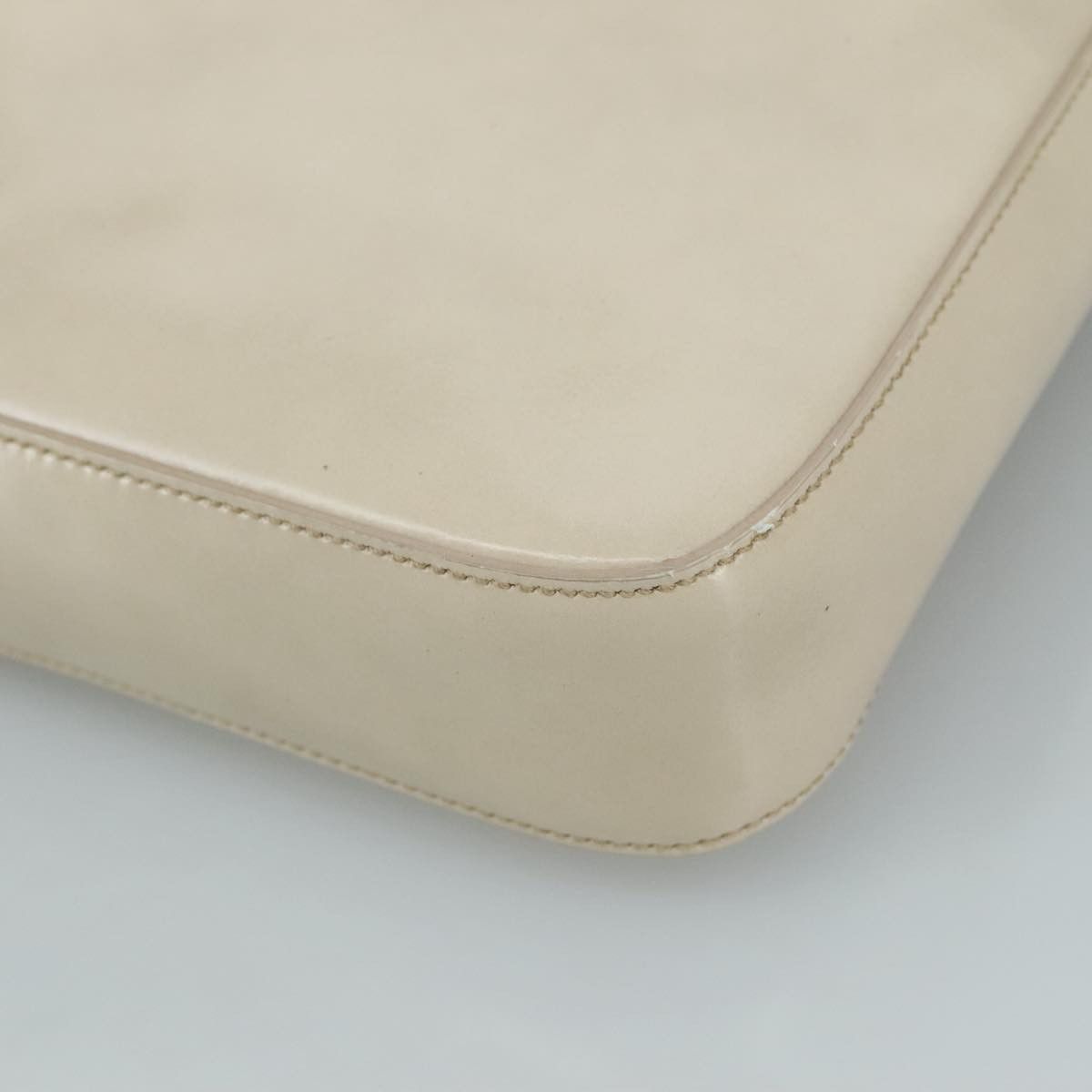 Prada Beige Patent Leather Shoulder Bag (Pre-Owned) Size ONE SIZE - 6 Thumbnail