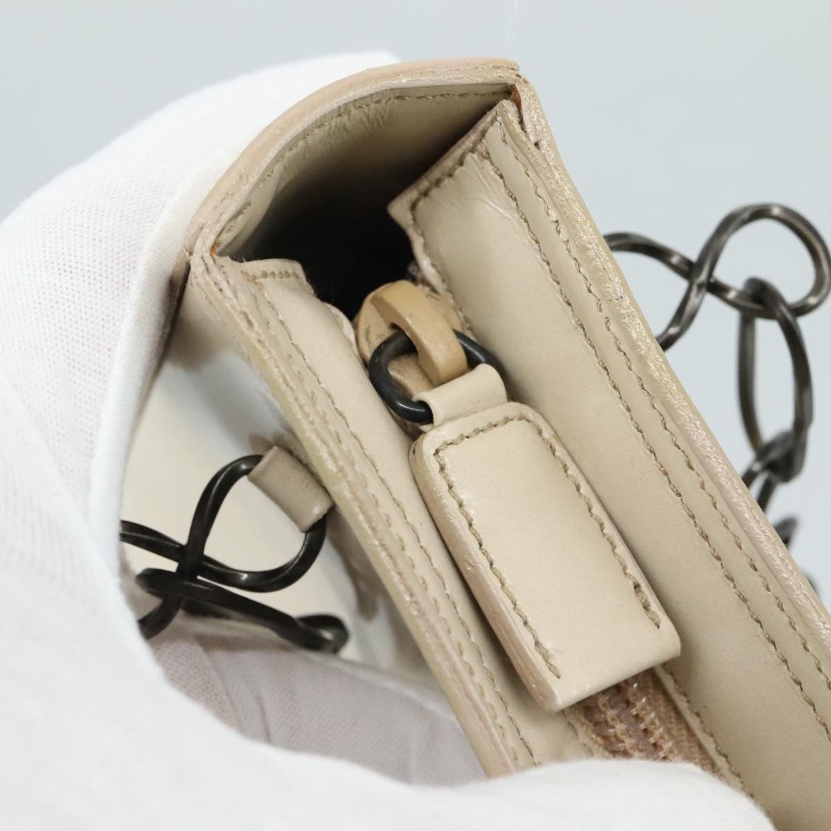 Prada Beige Patent Leather Shoulder Bag (Pre-Owned) Size ONE SIZE - 10 Thumbnail