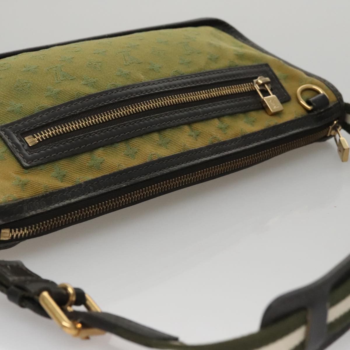 Louis Vuitton Catherine Khaki Canvas Shoulder Bag (Pre-Owned) Size ONE SIZE - 19 Thumbnail