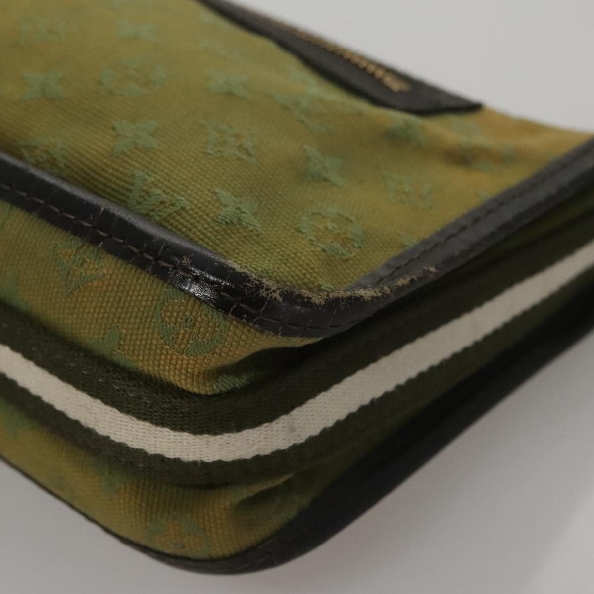 Louis Vuitton Catherine Khaki Canvas Shoulder Bag (Pre-Owned) Size ONE SIZE - 8 Thumbnail