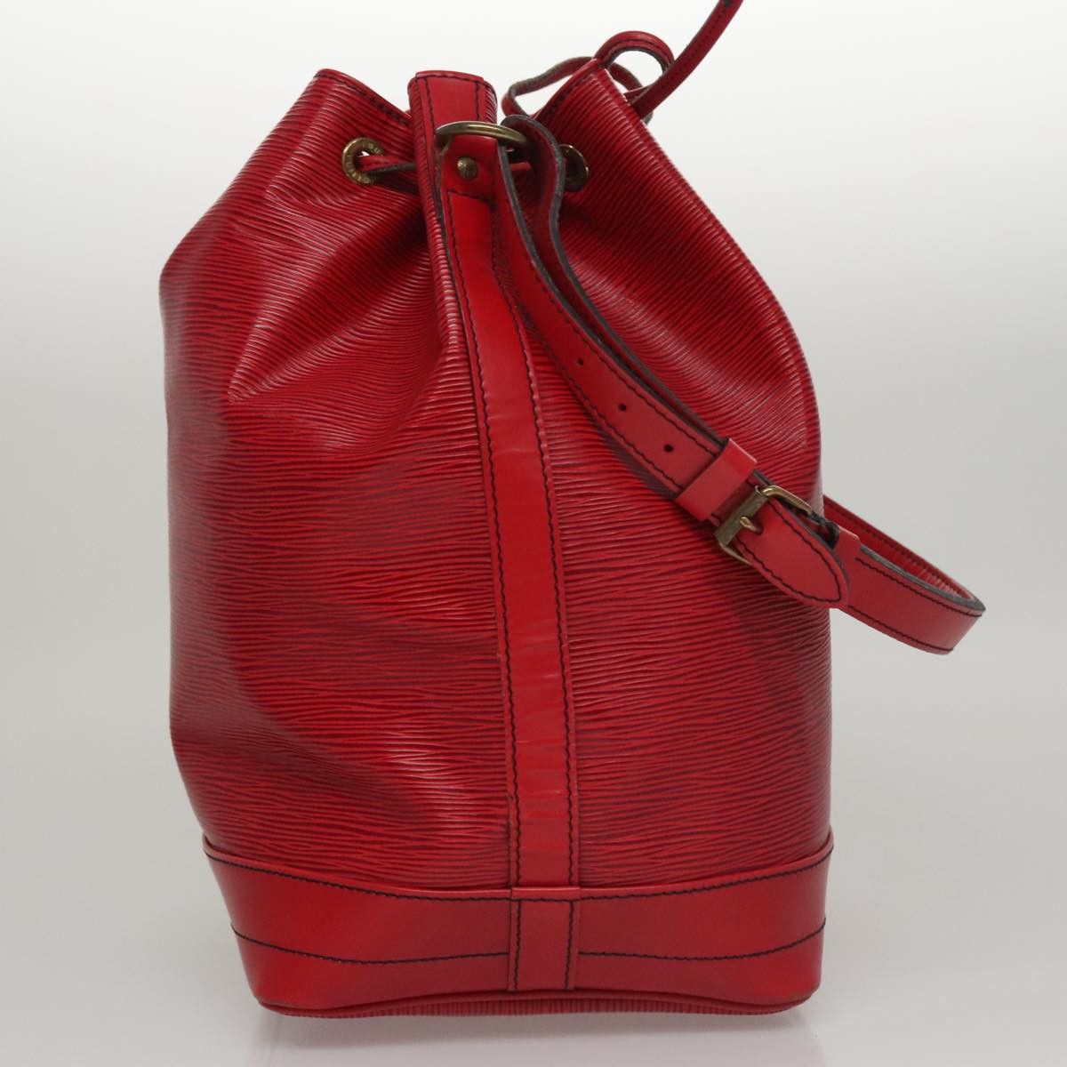 Louis Vuitton Noe Red Leather Shoulder Bag (Pre-Owned) Size ONE SIZE - 4 Thumbnail