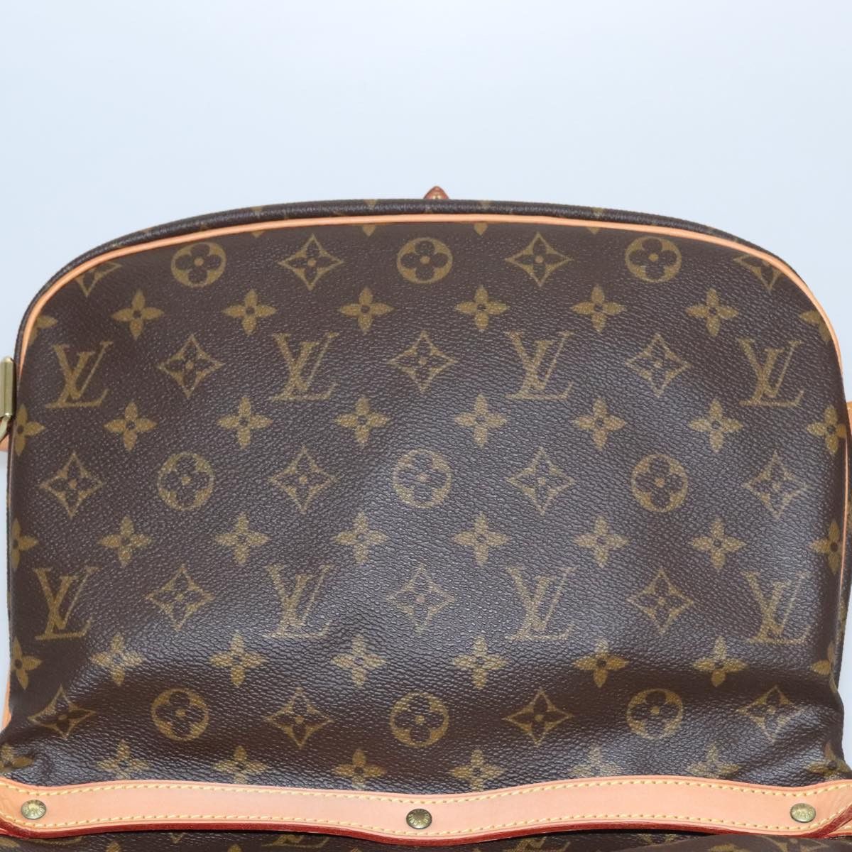 Louis Vuitton Saumur Brown Canvas Shoulder Bag (Pre-Owned) Size ONE SIZE - 19 Thumbnail