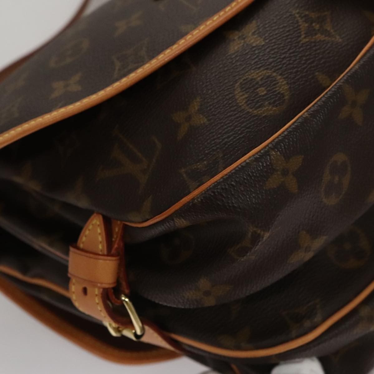 Louis Vuitton Saumur Brown Canvas Shoulder Bag (Pre-Owned) Size ONE SIZE - 7 Thumbnail