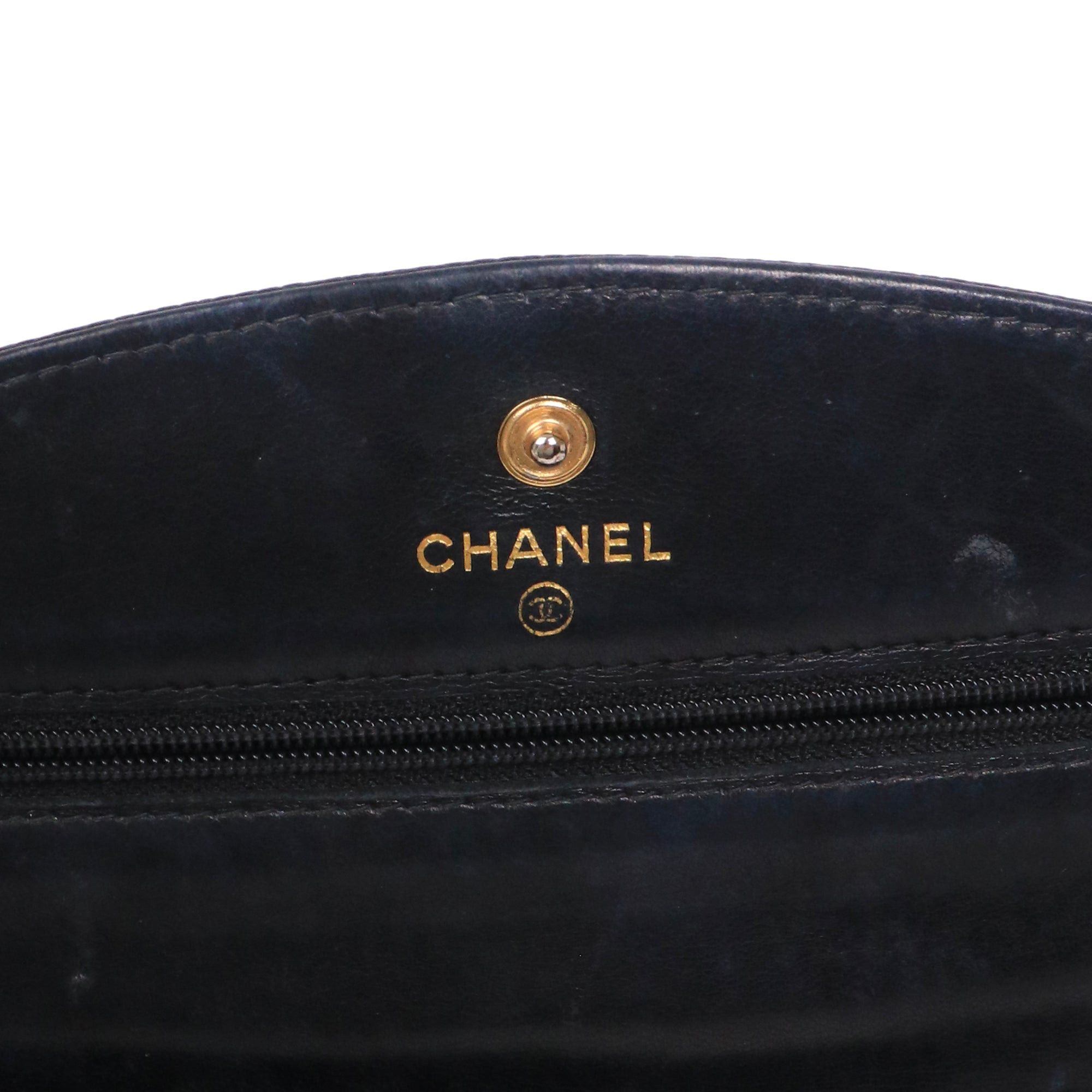 Chanel CHANEL - Chanel Wallet On Chain bag in vintage black caviar leather Size ONE SIZE - 8 Thumbnail