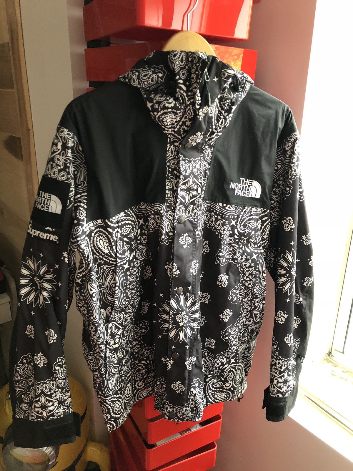 Supreme × The North Face Supreme X North Face Black Bandana Paisley Jacket  XL | Grailed