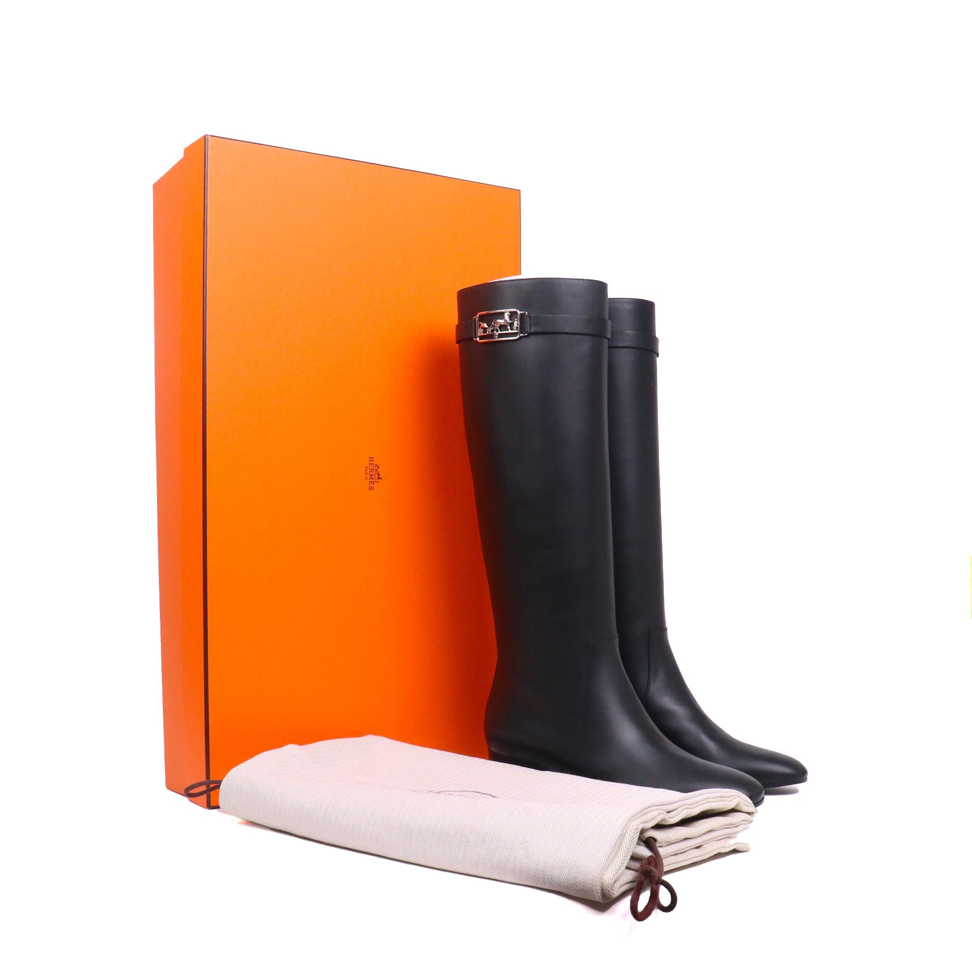 Hermes HERMÈS - Versailles Hermès heeled boots in black leather (T37) Size US 6 / IT 36 - 8 Thumbnail