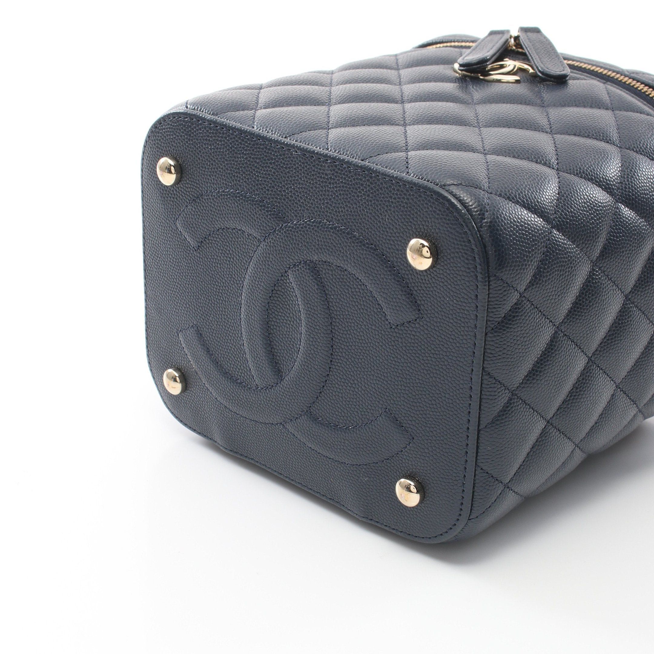 Chanel Chanel Matelasse Chain Shoulder Bag Caviar Skin Navy Gold Hardware Size ONE SIZE - 6 Thumbnail